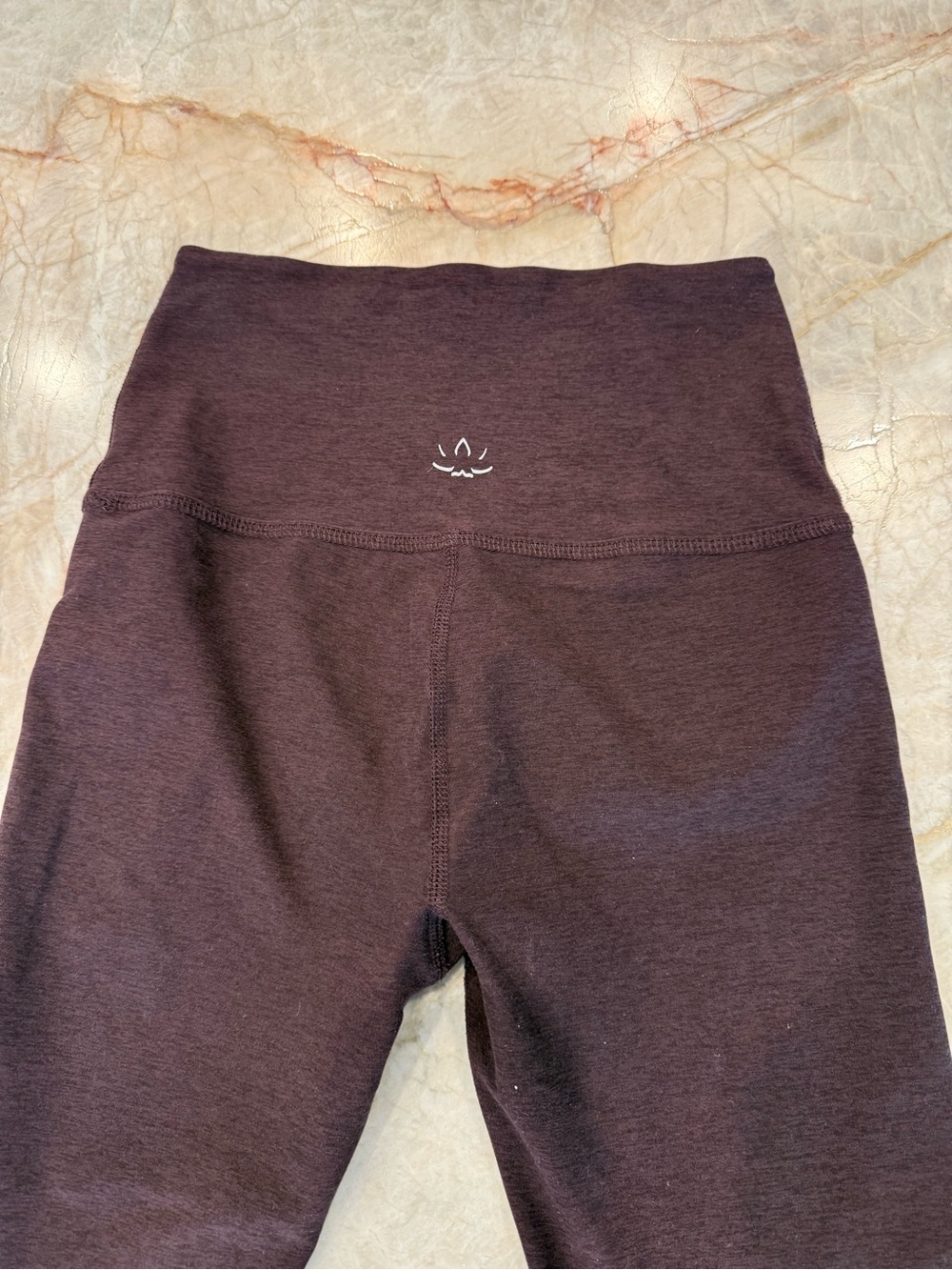 High-Waist Bbrown Leggings - Picture 2 of 2